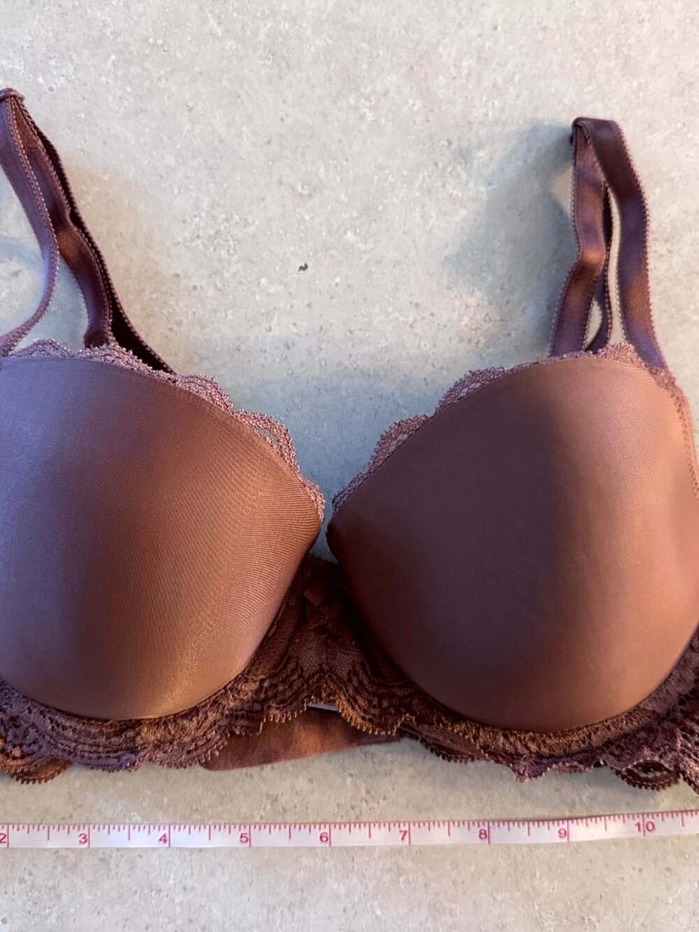 Beautiful VICTORIA'S SECRET Dream Angels Lace Lined Demi Bra - Size 34B - SEXY!